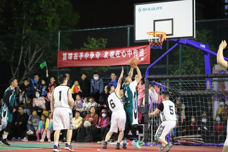 顿强调