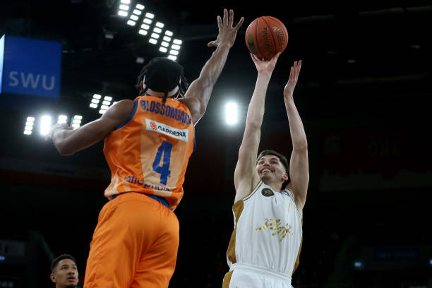 难以融入球 难以融入球