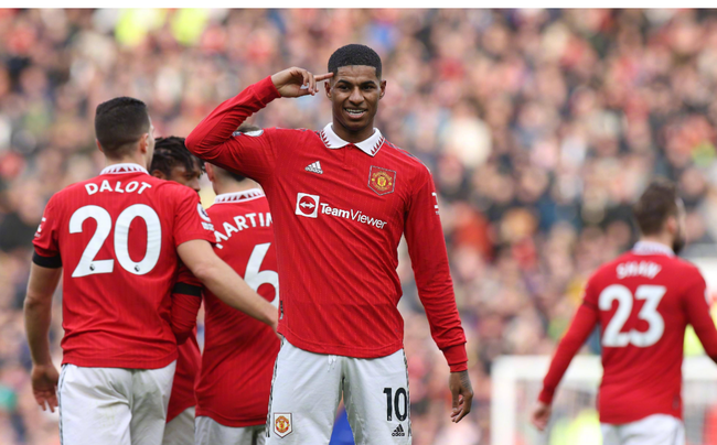 一次比赛为 一次比赛为