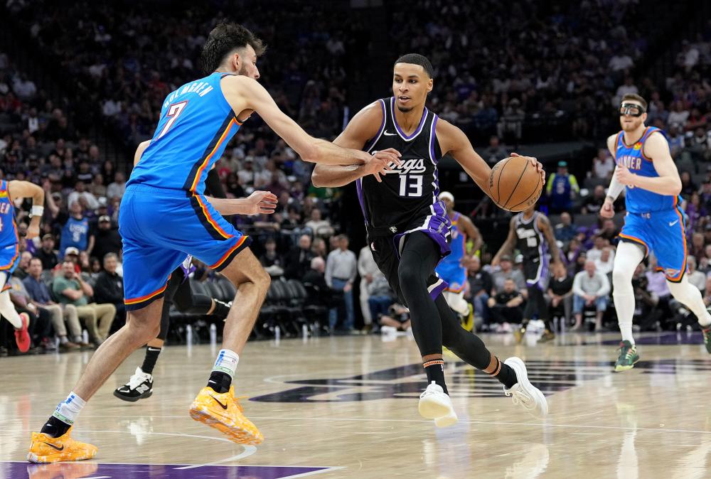 抑马丁内斯 抑马丁内斯